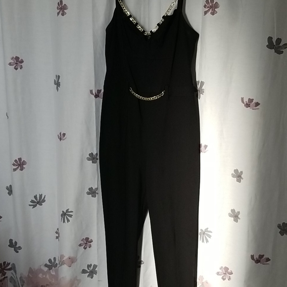 Guess black one piece - Picture 2 of 5